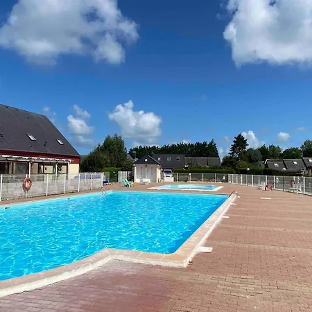 Moderne 6 Pers Avec Piscine L'ete * 卡布尔